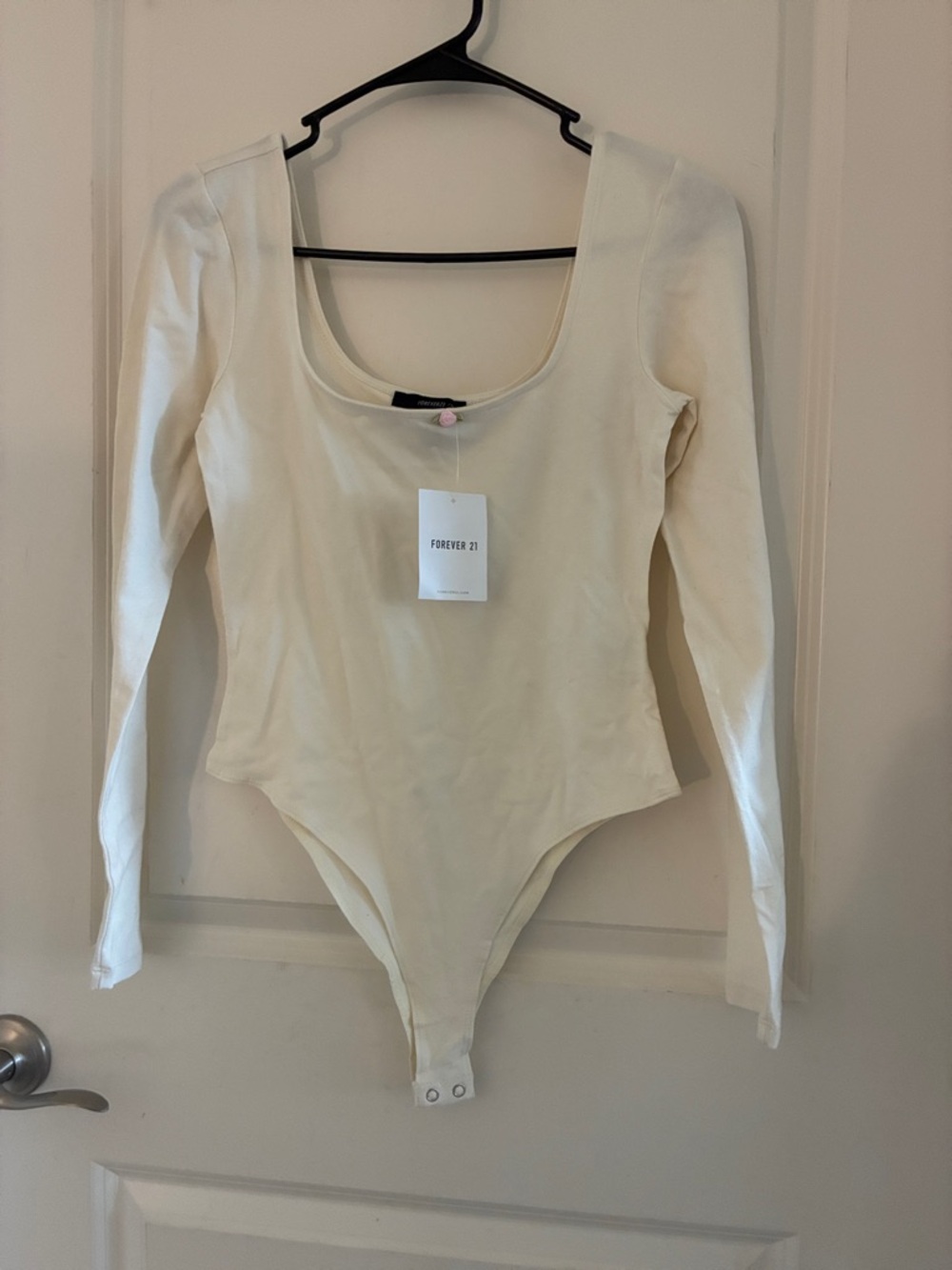 Forever 21 Ivory Scoop Neck Long Sleeve Bodysuit